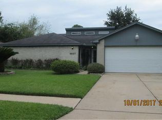 6827 Feather Creek Dr, Houston, TX 77086