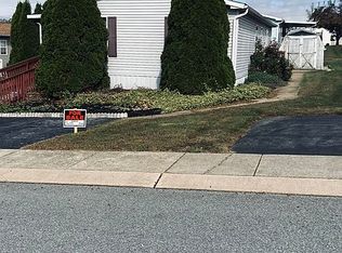 9 Elizabeth Ave, Lebanon, PA 17042