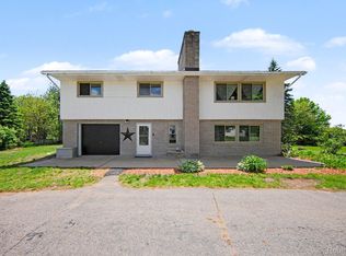 119 Diversy Dr, Brooklyn, MI 49230