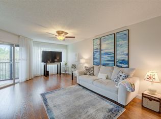 13105 SW 16th Ct APT 411L, Pembroke Pines, FL 33027