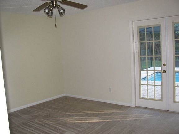 master bed room