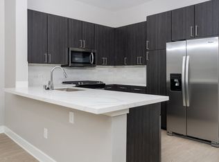 7225 S Crescent Park W #254, Playa Vista, CA 90094