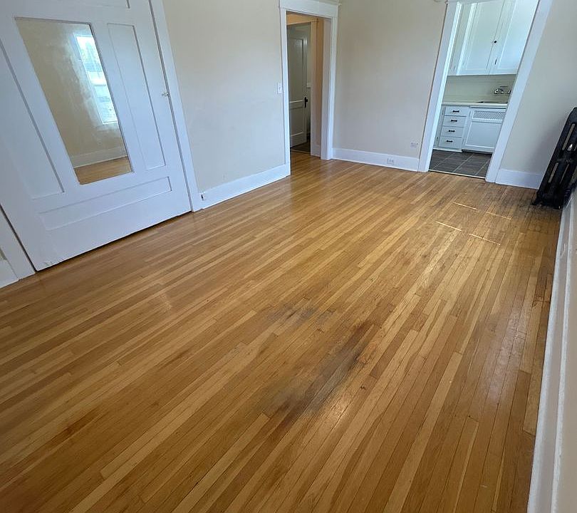 1st image of 621 1st Ave #104