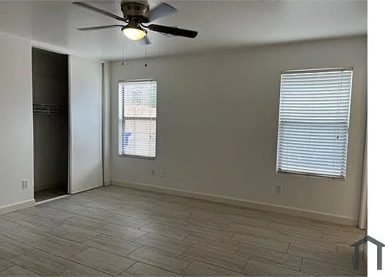 2403 E Palm Beach Dr — Photo 11