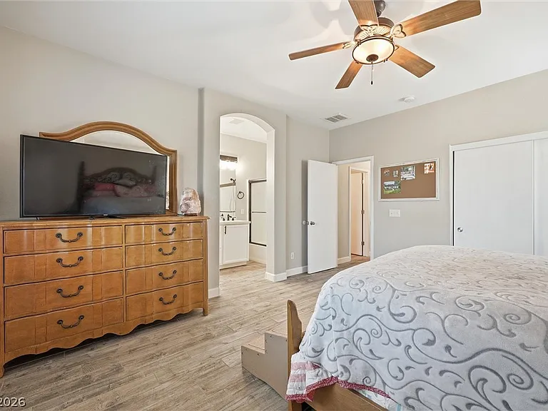 9816 Red Horse St — Photo 36