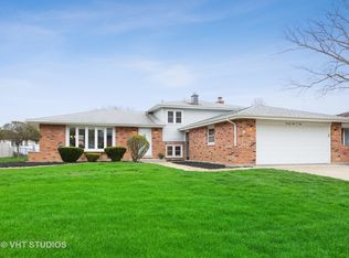 7309 Summit Rd, Darien, IL 60561