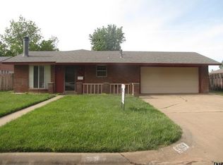 2609 Larkspur Ln, Enid, OK 73703