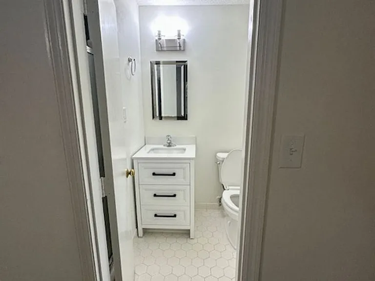 1110 Slann Dr — Photo 13