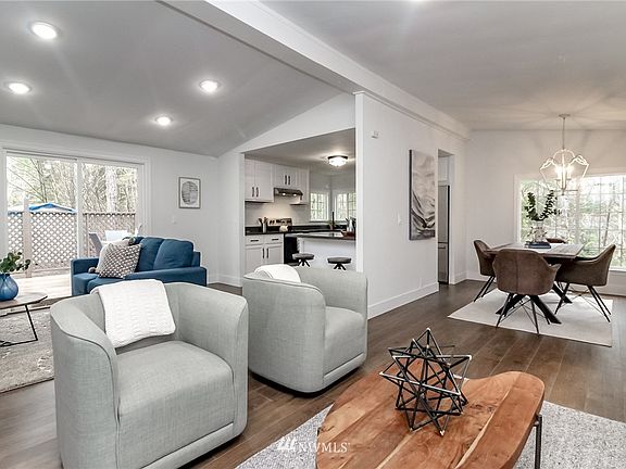 5th image of 80 N Gadwall Pl N