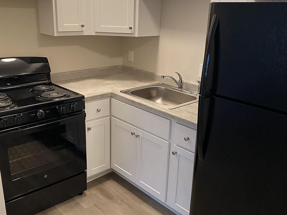1st image of 3140 S 48th St #10710846