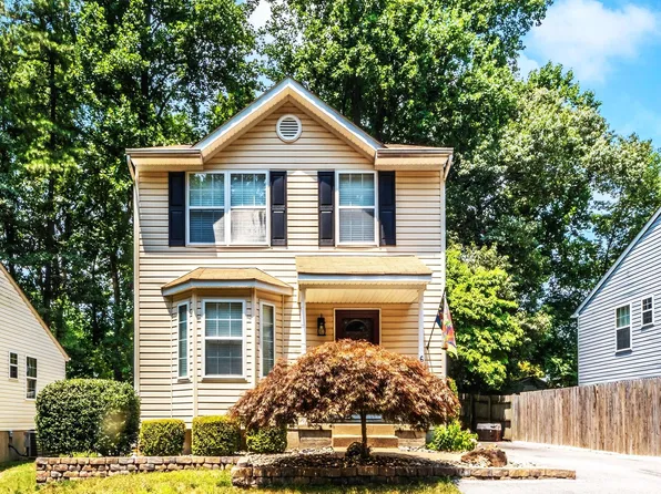 672 207th St, Pasadena, MD 21122