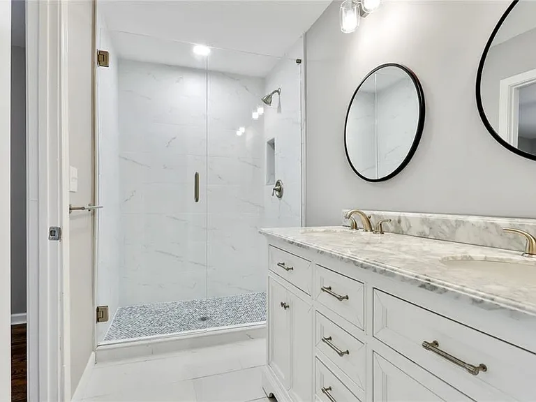 2341 Rubart Dr — Photo 18
