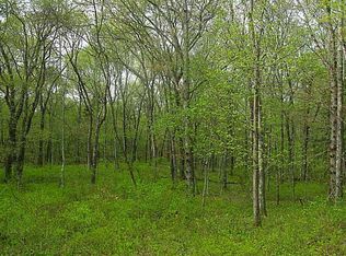 1520 Shermantown Rd N, Saunderstown, RI 02874