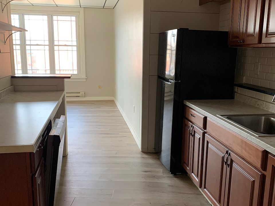 2nd image of 10 Broadway St #3-5