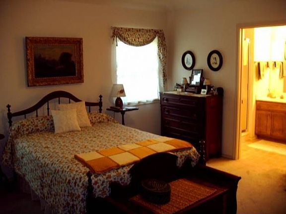 5th image of 228 Coronado Cir