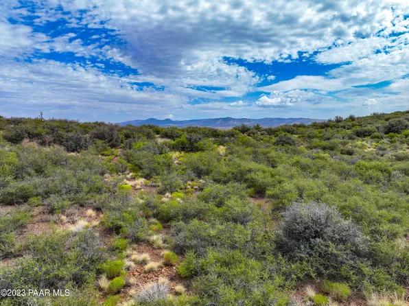 11210 E Rocky Hill Rd, Dewey, AZ 86327