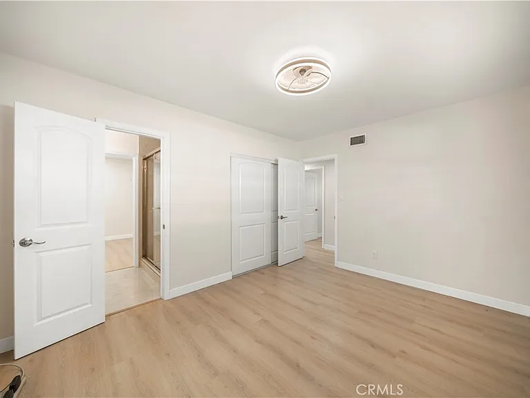 912 W Hill Ave — Photo 19