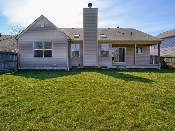 5th image of 141 Bellebrooke Dr
