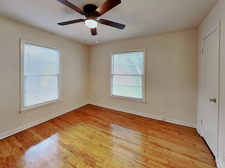 412 Harrison Ln — Photo 11