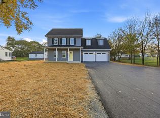 10189 Winchester Ave, Bunker Hill, WV 25413