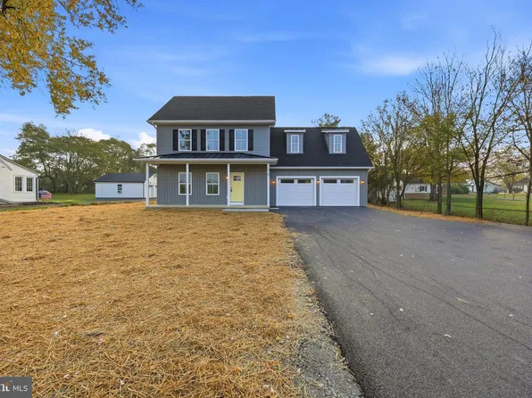 10189 Winchester Ave, Bunker Hill, WV 25413