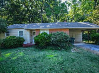3809 Parkwood Dr, Greensboro, NC 27403