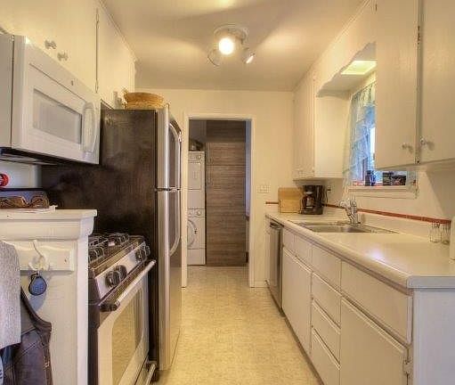 5th image of 1414 J St SE