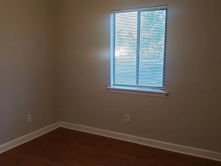 8111 Marcus Ln — Photo 5
