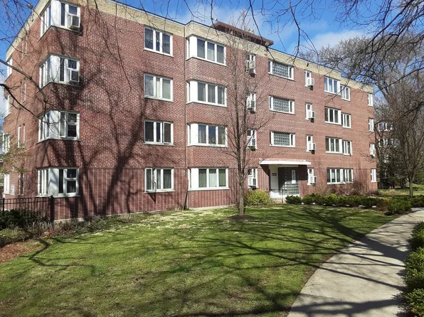 7212 Oak Ave APT 4SE, River Forest, IL 60305