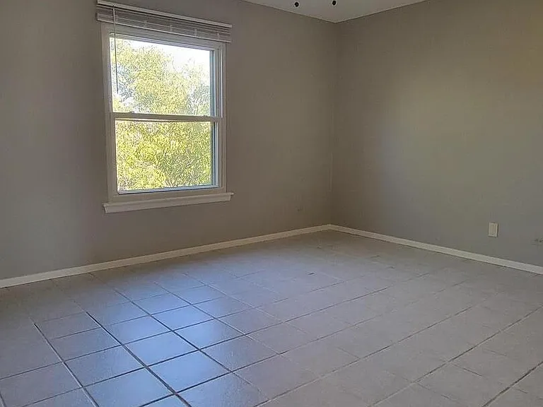 2300 Nacogdoches Rd #346 — Photo 3