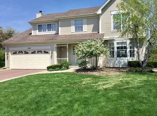 183 Springbrook Ct, Mundelein, IL 60060