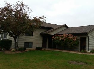 N6388 Sandlake Rd, Holmen, WI 54636