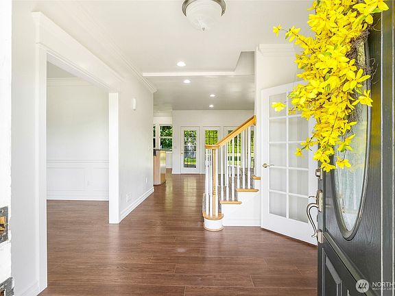 5th image of 5476 Lorri Lane
