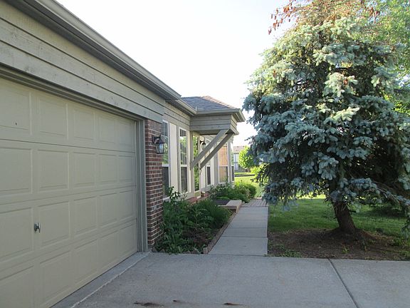4th image of 41464 White Tail Ln