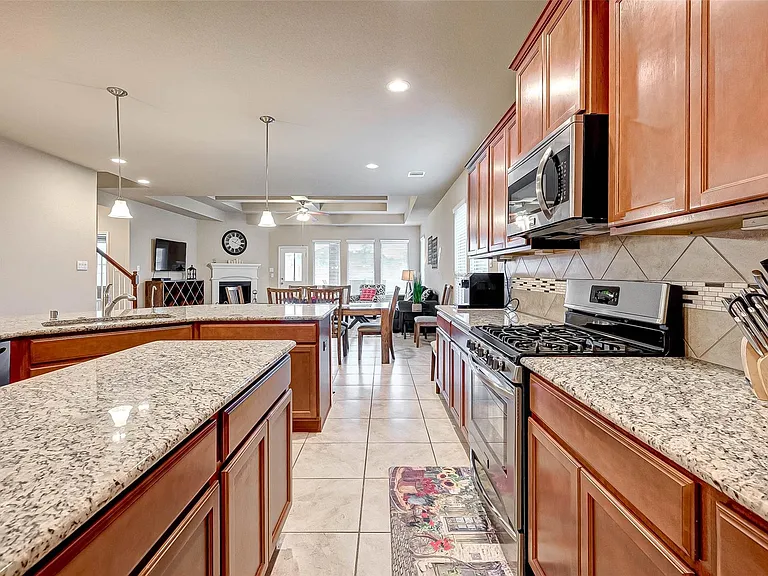 5614 Glenfield Spring Ln — Photo 15