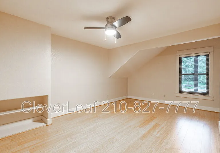 1025 Flaming Oak Dr — Photo 31