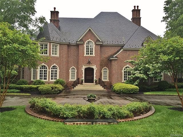 1st image of 209 Brookschase Ln