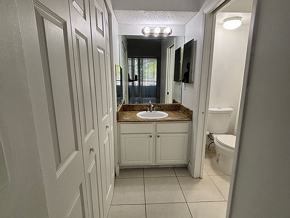 4th image of 811 Lyons Rd APT 20203