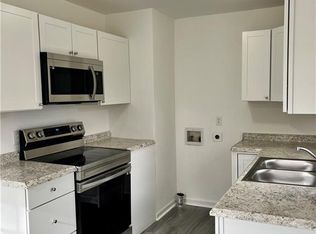 1305 Gulf Ct, Greensboro, NC 27401