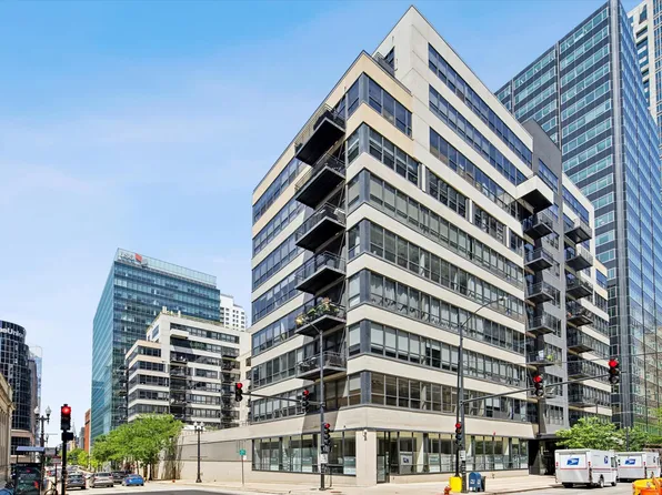 130 S Canal St #425-26, Chicago, IL 60606