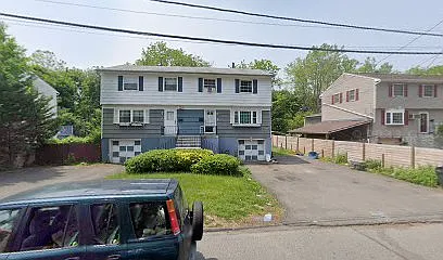 13 Brook St — Photo 1