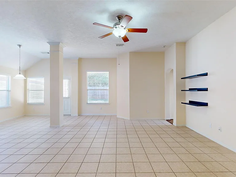 3918 E Auden Cir — Photo 6
