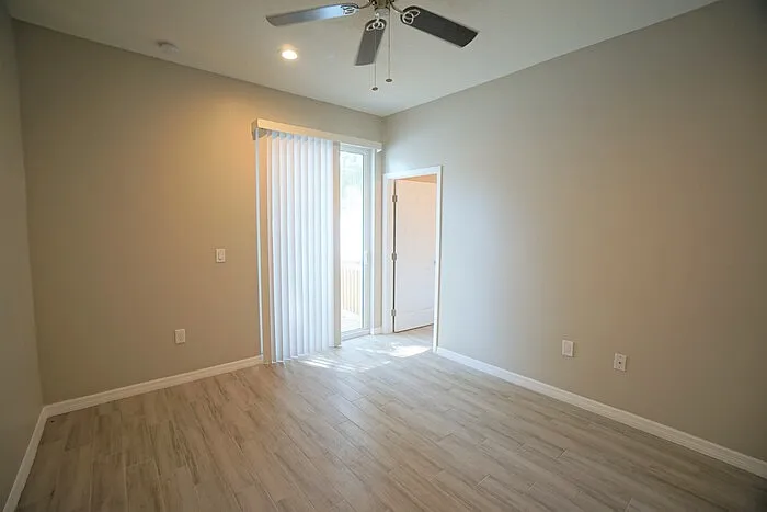 4104 N Thatcher Ave #B — Photo 15