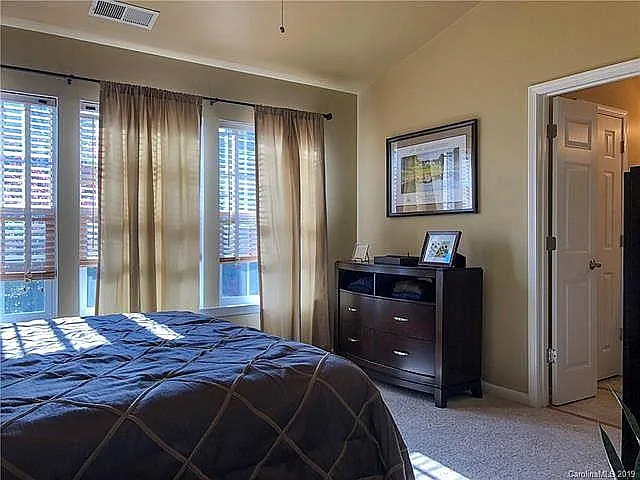 3024 Mannington Dr — Photo 18