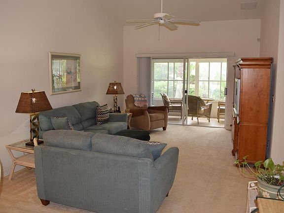 3rd image of 1614 Areca Palm Dr