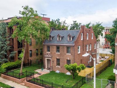 2206 Park Ave, Baltimore, MD, 21217