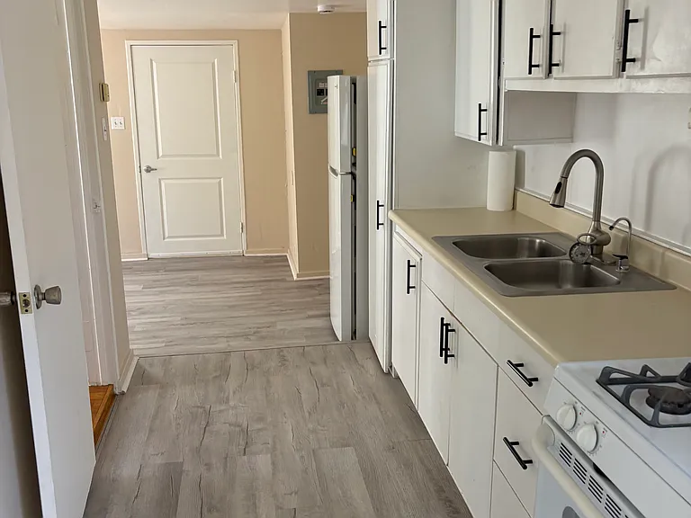 4619-23 Bancroft St #A — Photo 3