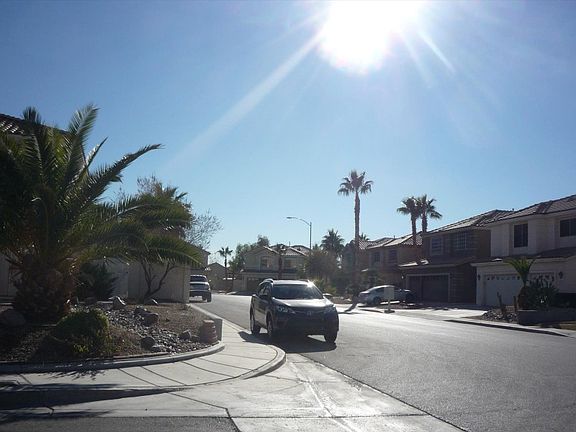 4th image of 7270 Mineral Park Ave