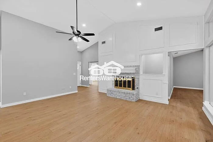 803 Sandy Creek Dr — Photo 5