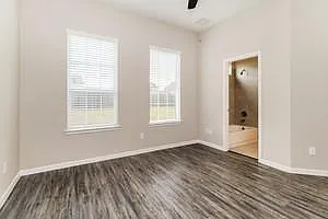 2242 Cross Colony Dr — Photo 3